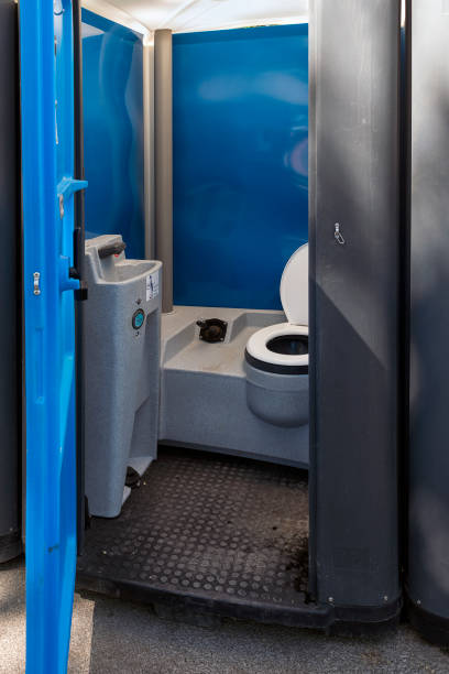 Best Local porta potty services  in Estherville, IA