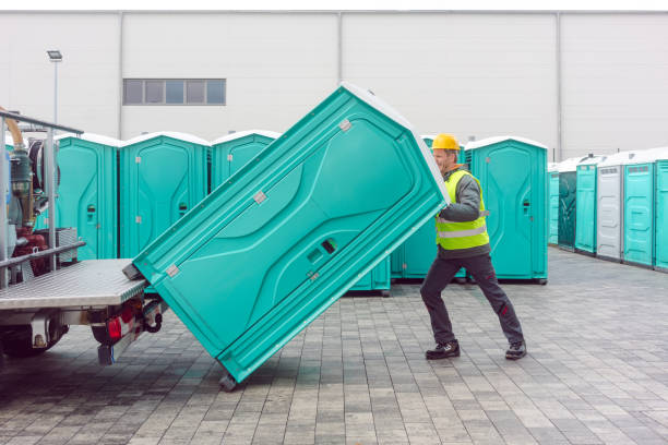 Best Wedding porta potty rental  in Estherville, IA