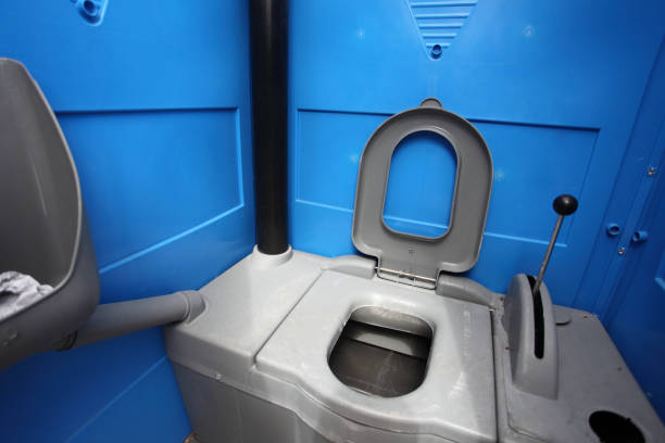 Best Emergency porta potty rental  in Estherville, IA